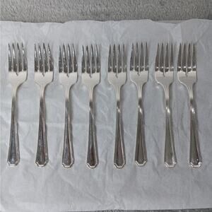 Set of 8 Oneida Silversmiths Silver‎ Plate Clairhill-Fairhill Salad Forks